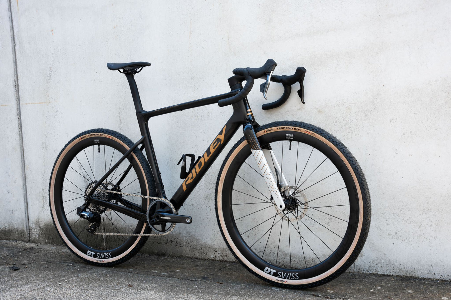 Ridley ASTR RS Gravel Bike | UD Carbon | SRAM RED XPLR 1x13
