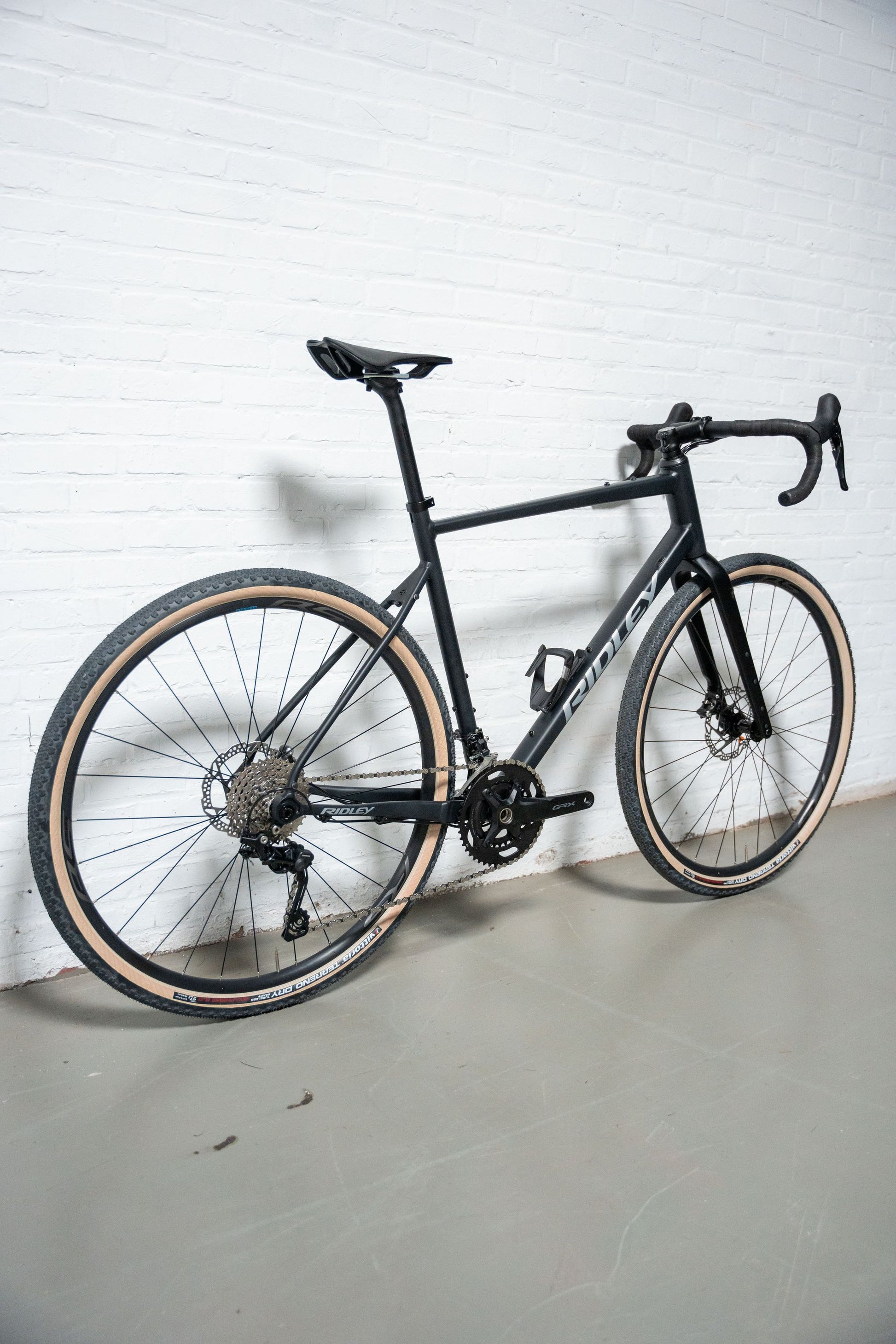 Ridley Kanzo Adventure Alu Gravel Bike black Shimano GRX 400