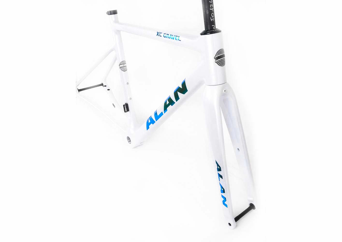 ALAN XC Gravel Carbon Frameset | RC7 white