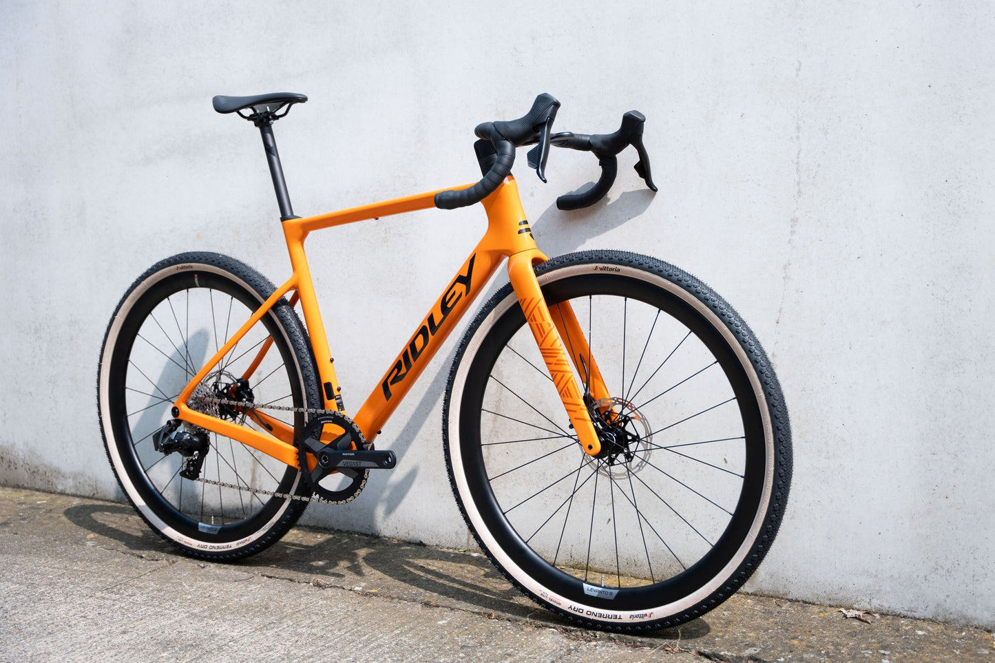 Ridley ASTR Gravel Bike | Rich Orange Metallic | GRX800 DI2 2x12 Speed